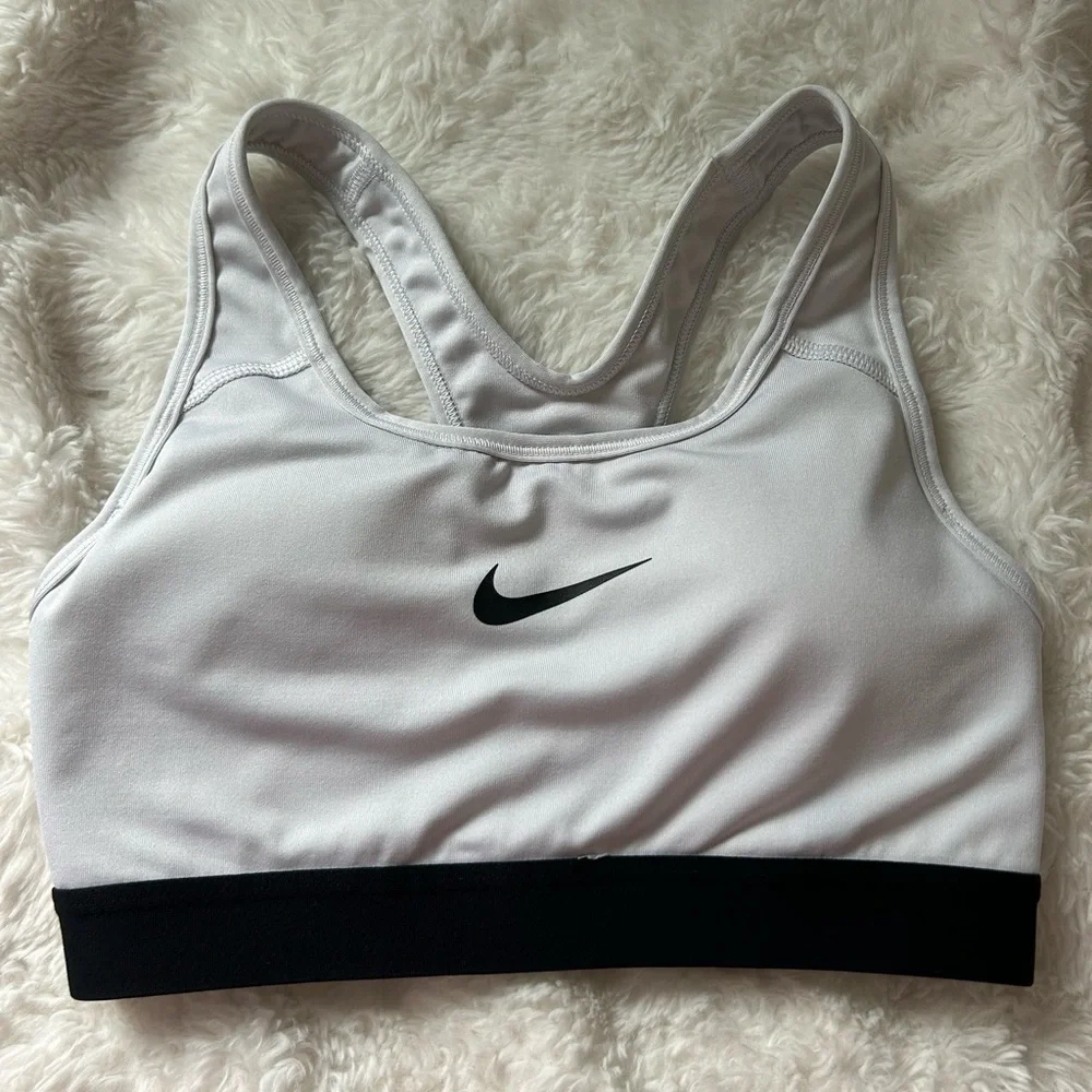 Nike Lot of 2 Sports Bras XS Windrunner Cross Back & Nike Pro Swoosh Padded